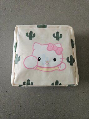 1 Pc Portable Sanitary Napkin Storage Bag Discreet - Hello Kitty/Cactus